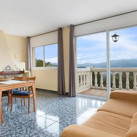 Sleeps 13 Вілла
