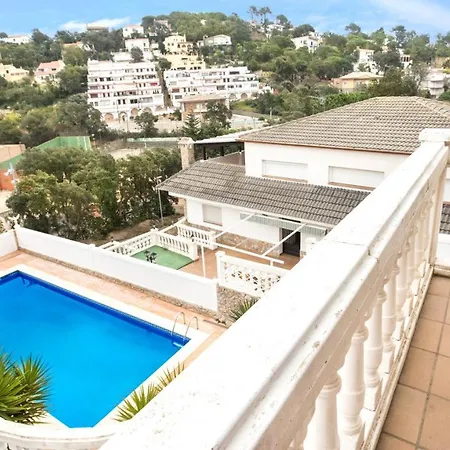 Sleeps 13 Вилла